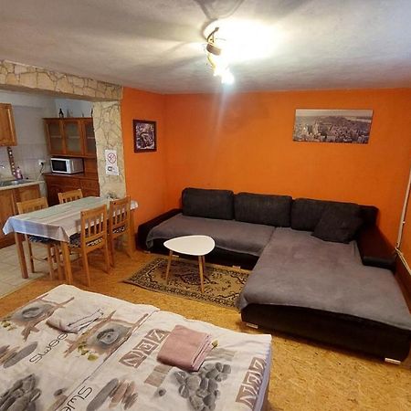 Privat 498 Lucky Exterior foto
