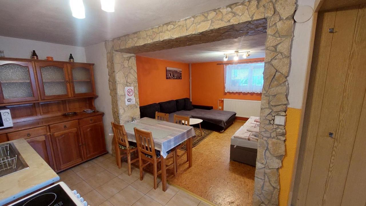 Privat 498 Lucky Exterior foto